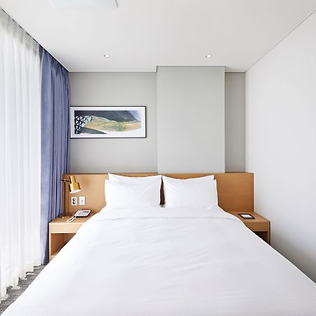 Lavi De Atlan Hotel Busan Exteriör bild