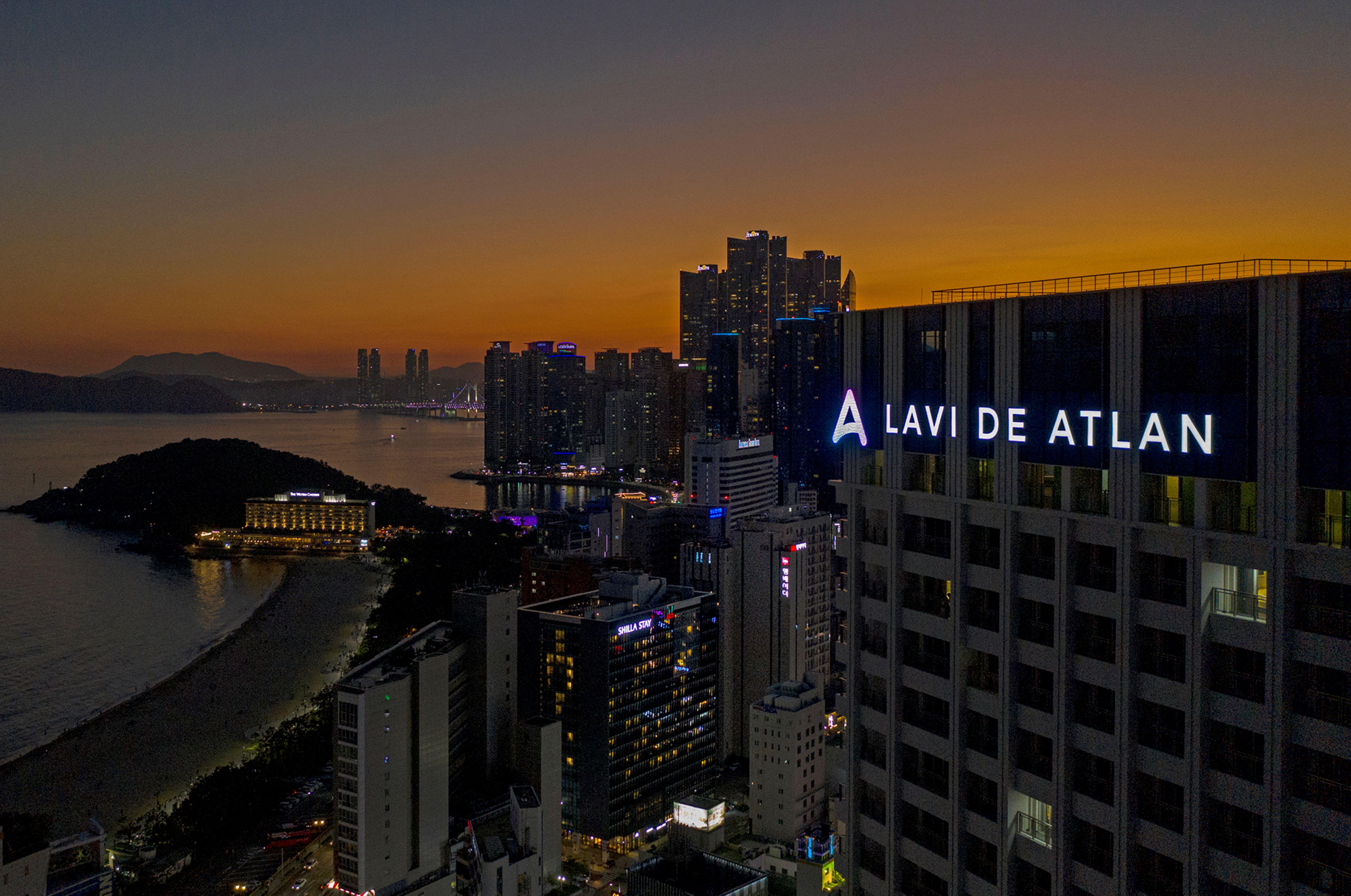 Lavi De Atlan Hotel Busan Exteriör bild