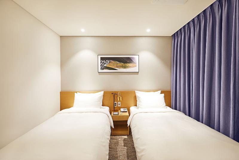 Lavi De Atlan Hotel Busan Exteriör bild